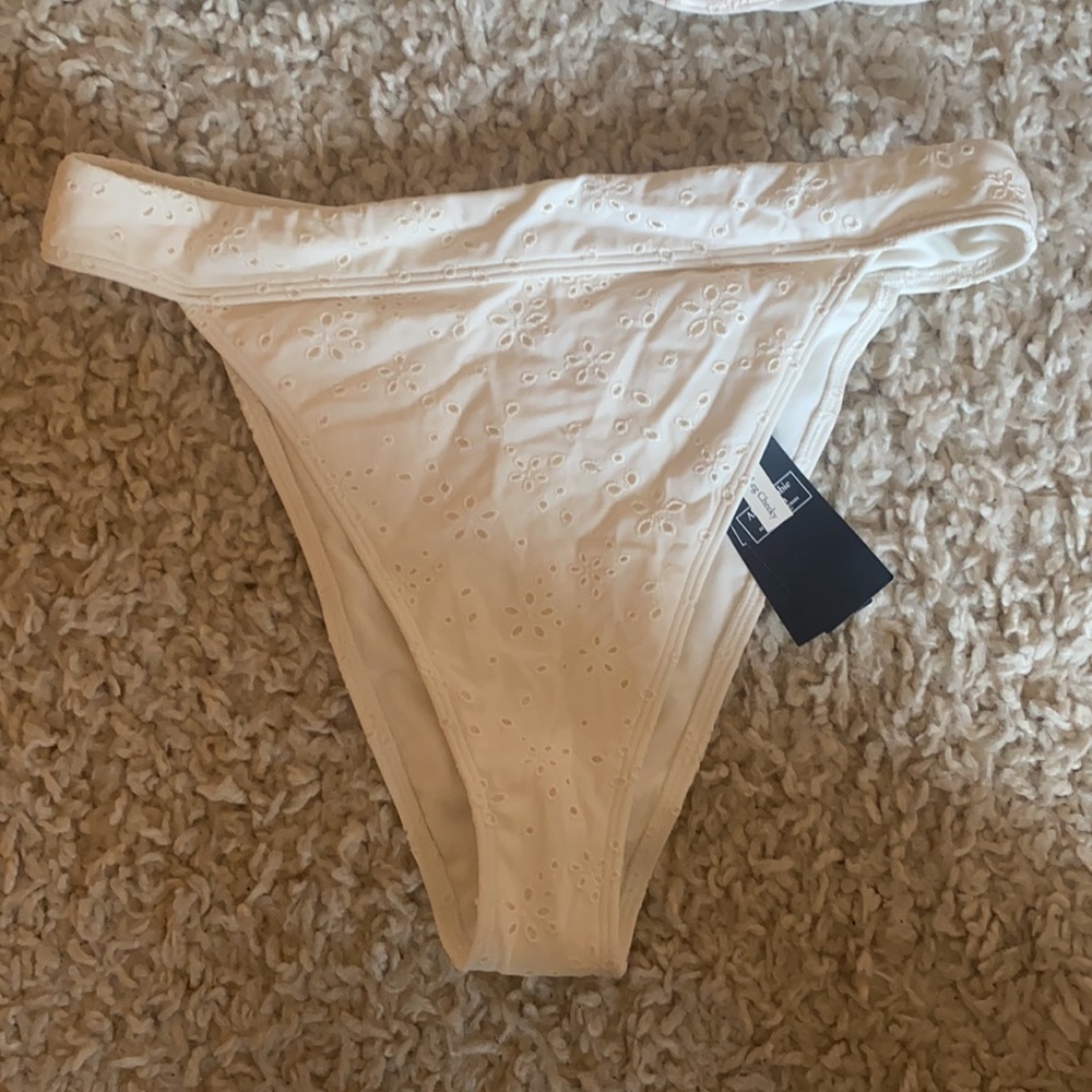 Abercrombie bikini - Picture 2 of 4